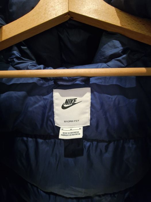 Kurtka zimowa Nike Storm- Fit Windrunner PrimaLoft® w rozmiarze M