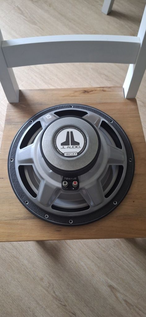Skrzynia basowa jl audio JL Audio 12W1v2-4
    
(1 opinii)