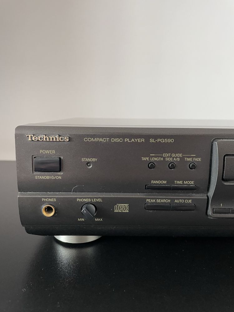 Odtwaracz cd technics SL-PG590