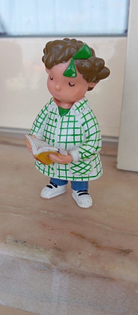 Figura Yolanda três irmãs pvc