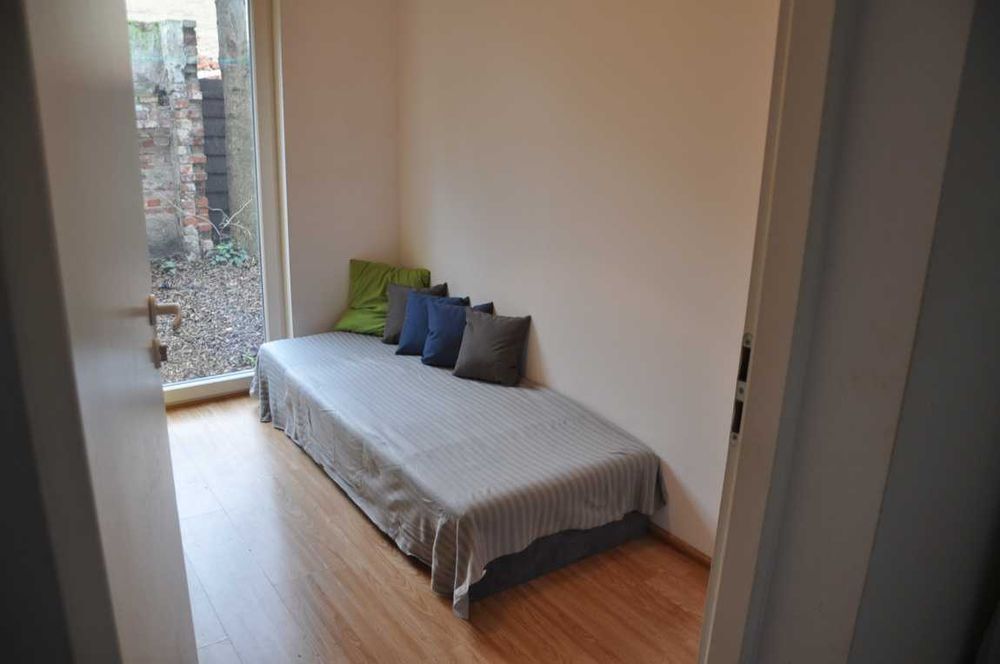 Pokój jednoosobowy z wyjściem do ogródka – ul. Rzepakowa 2A, Wrocław