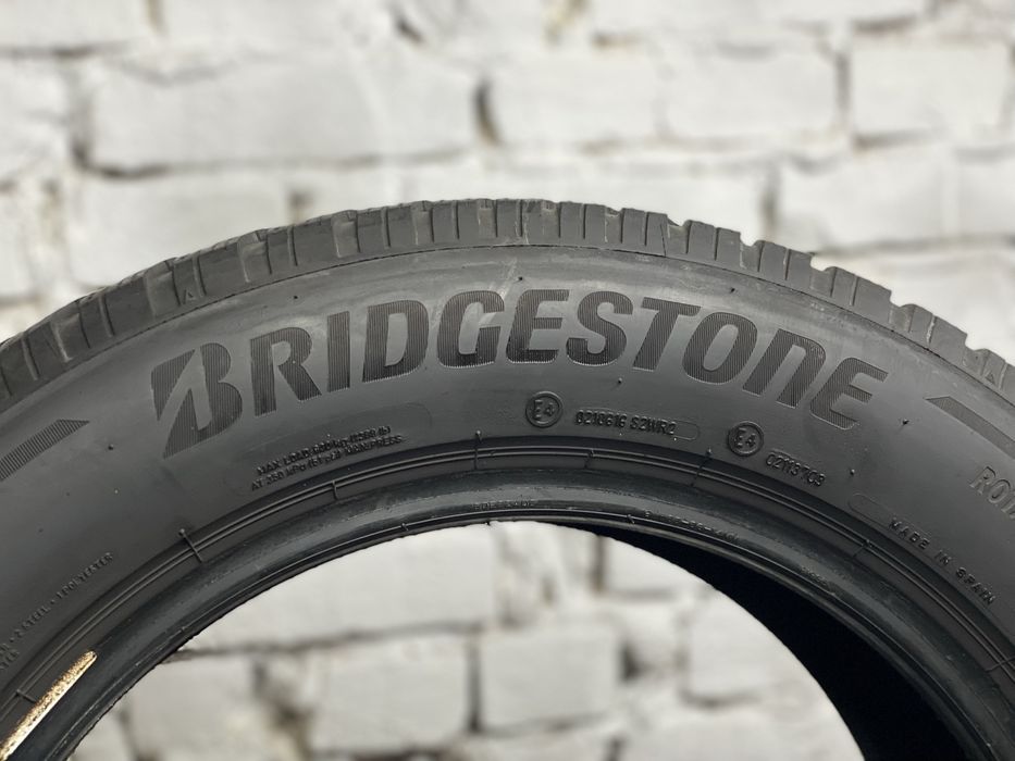 Шини Резина ЗИМА 205/60 R16 Bridgestone Blizzak LM005