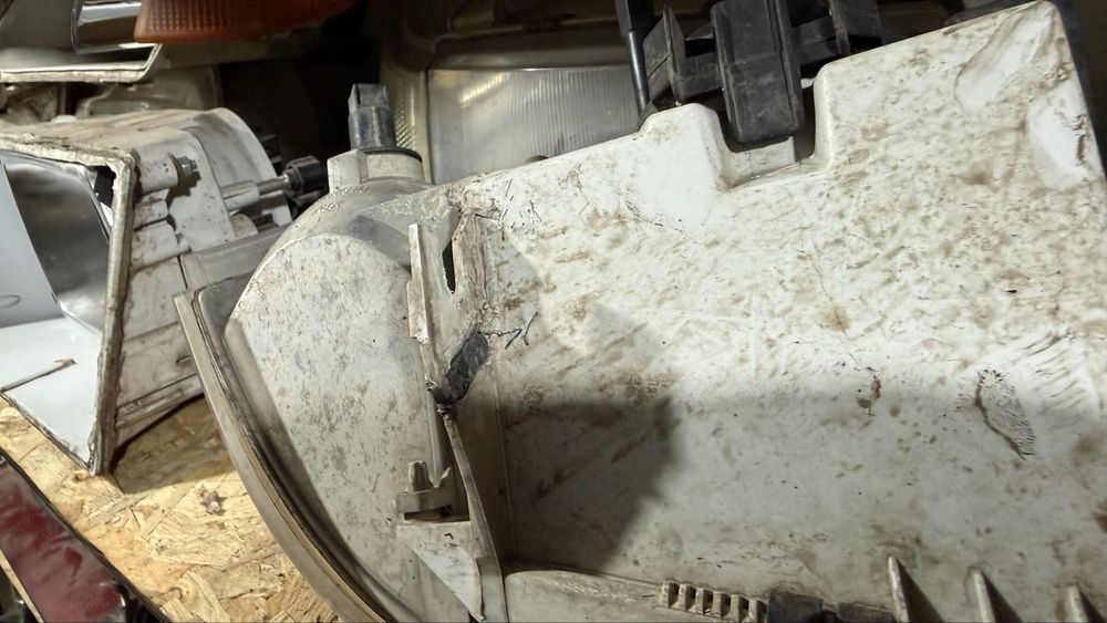 Фари передні ВАЗ 2112