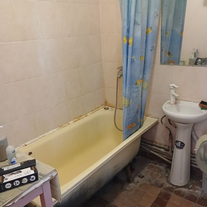 Продаю 2х поверховий будинок,Варварівка