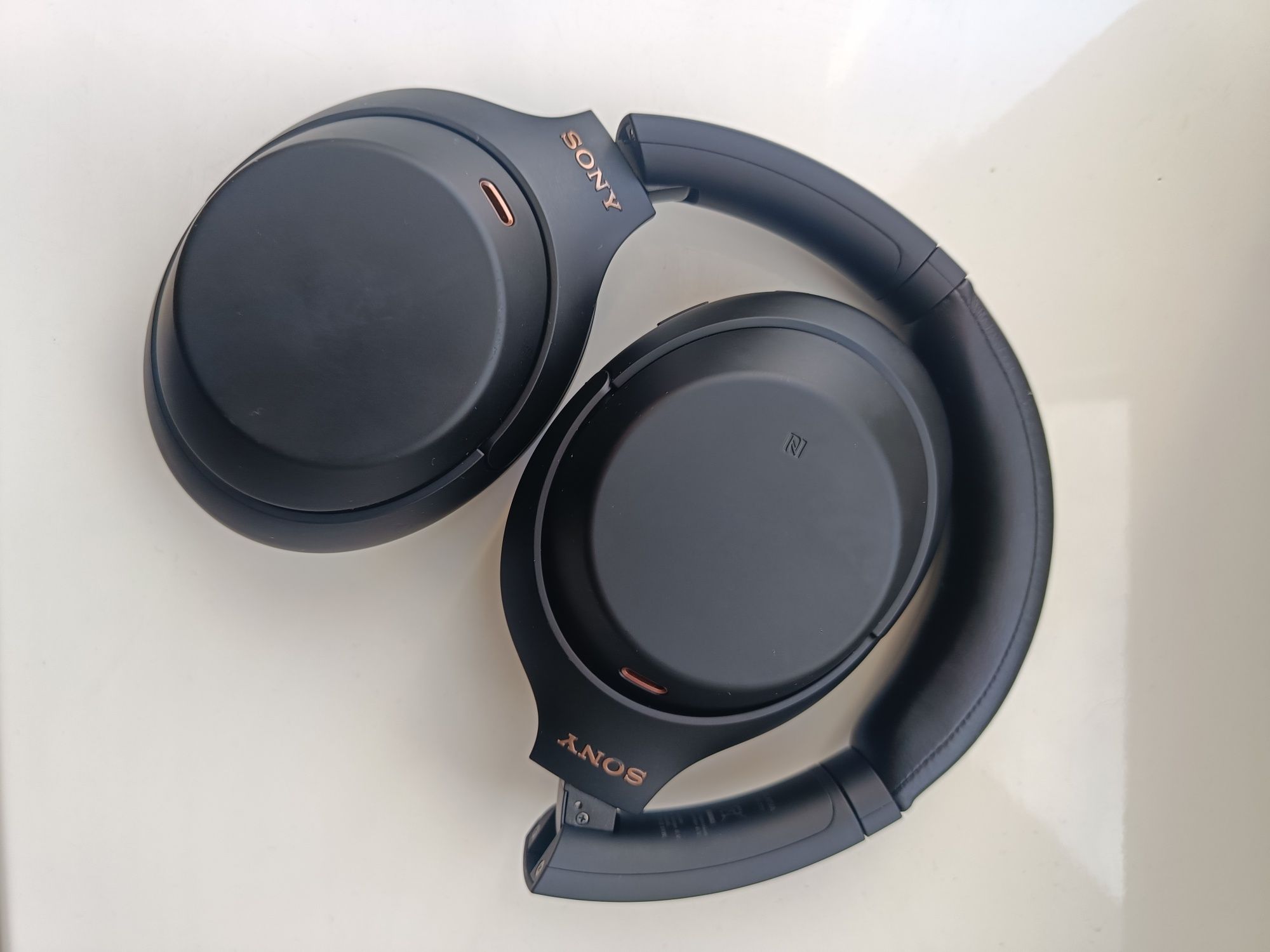 Навушники Sony WH -1000XM4