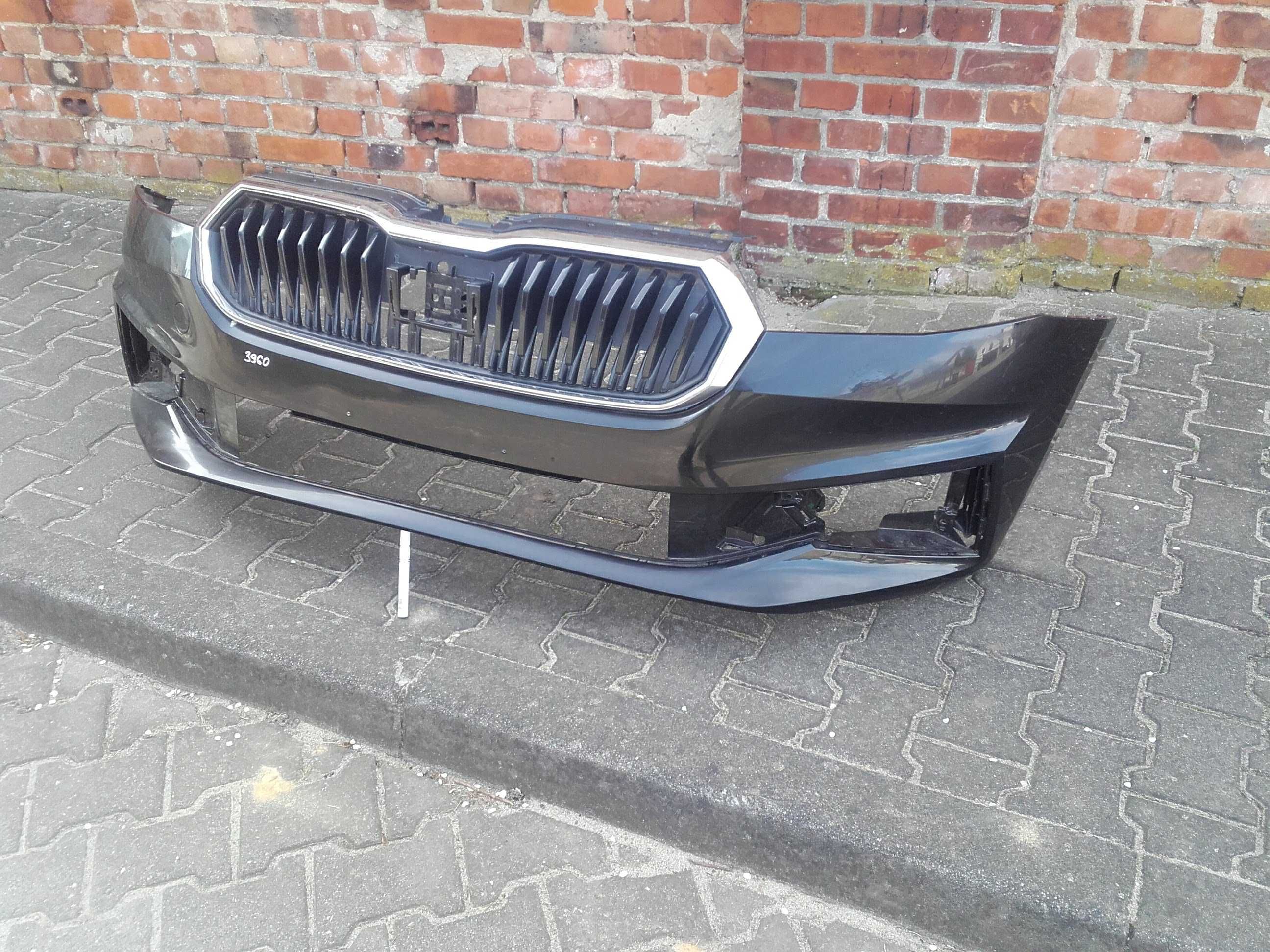 Zderzak przedni Skoda Fabia 4 IV 6VA 2021-> nr3960