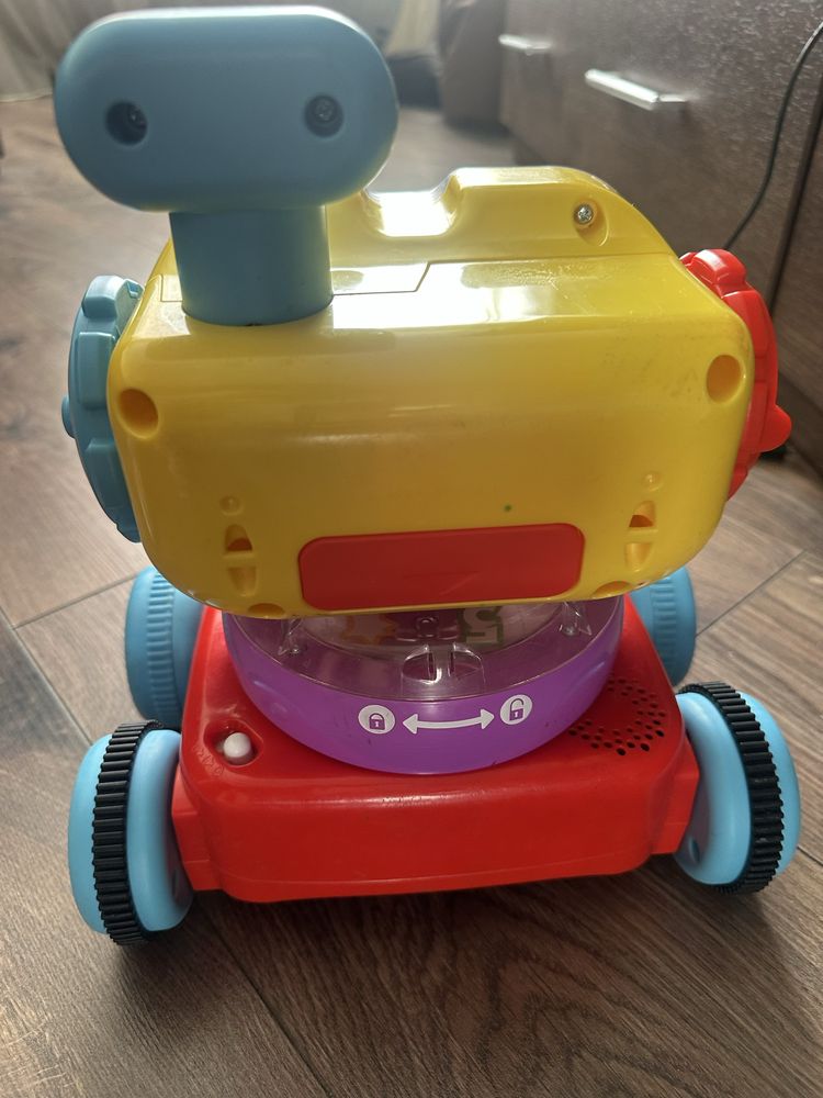 Робот Fisher price