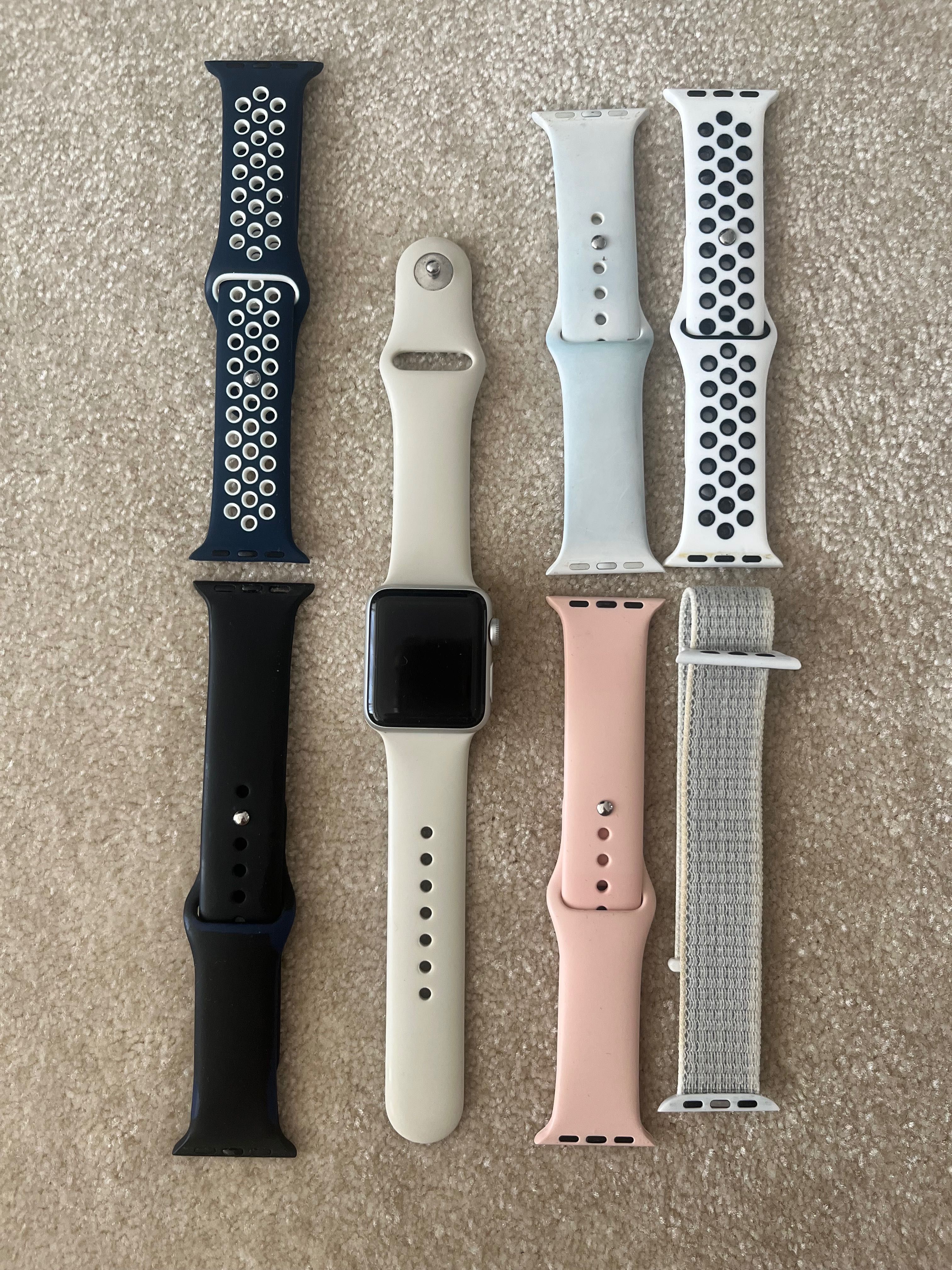 Apple Watch Series 3 com pulseiras de oferta