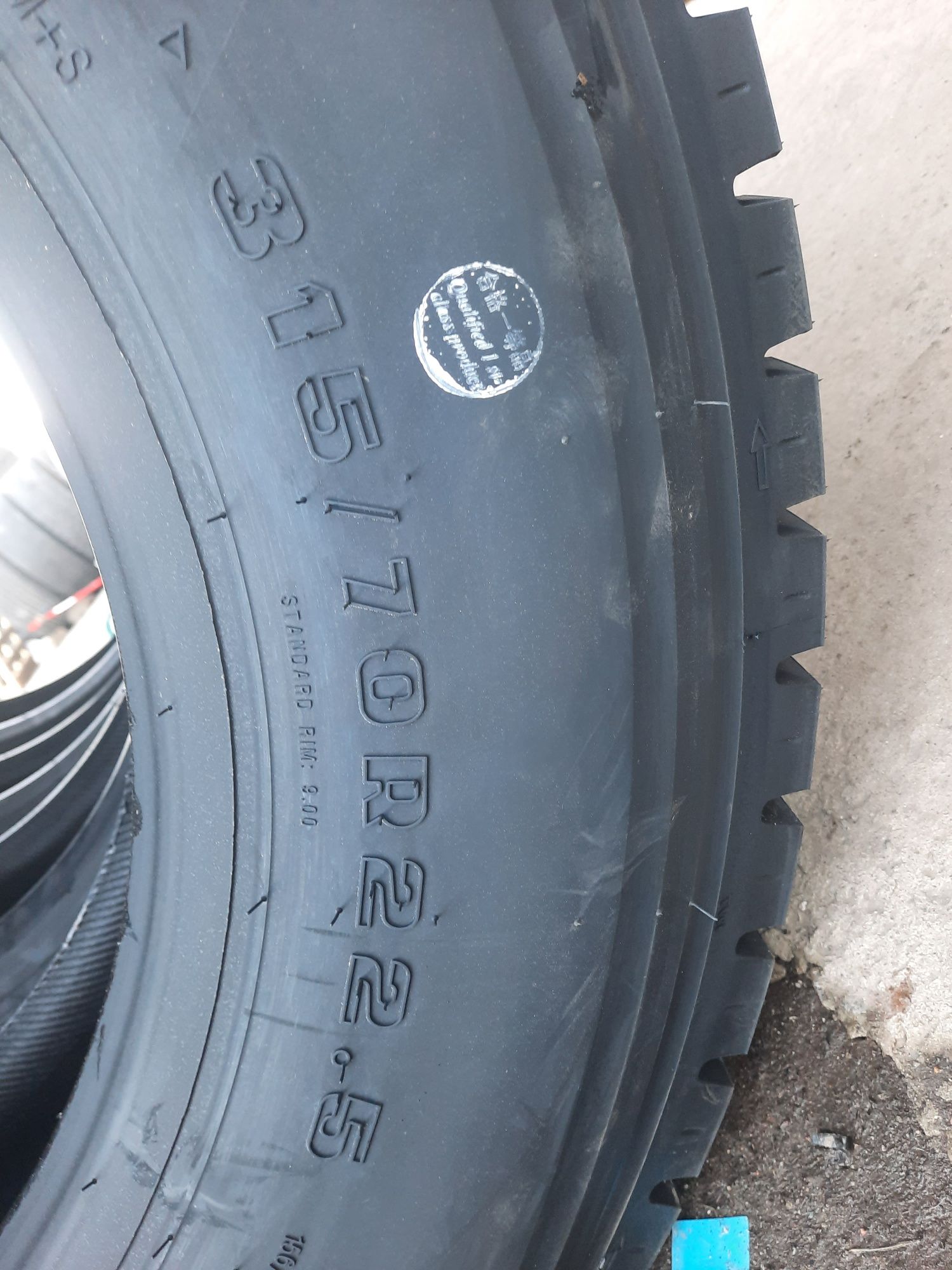 4 opony 315/70 R22.5 Advance GL267D