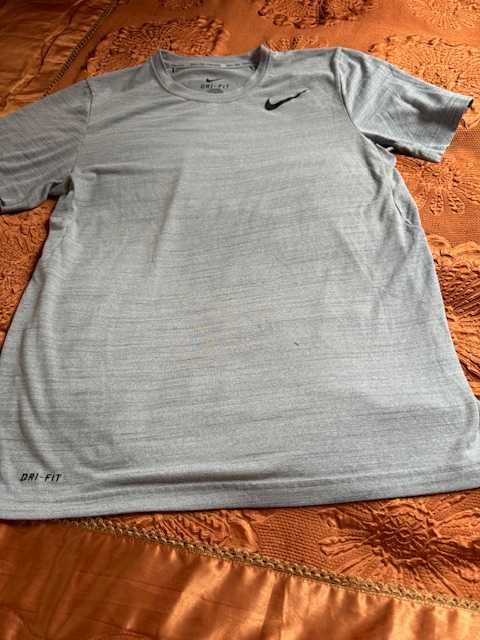 T-shirt firmy Nike