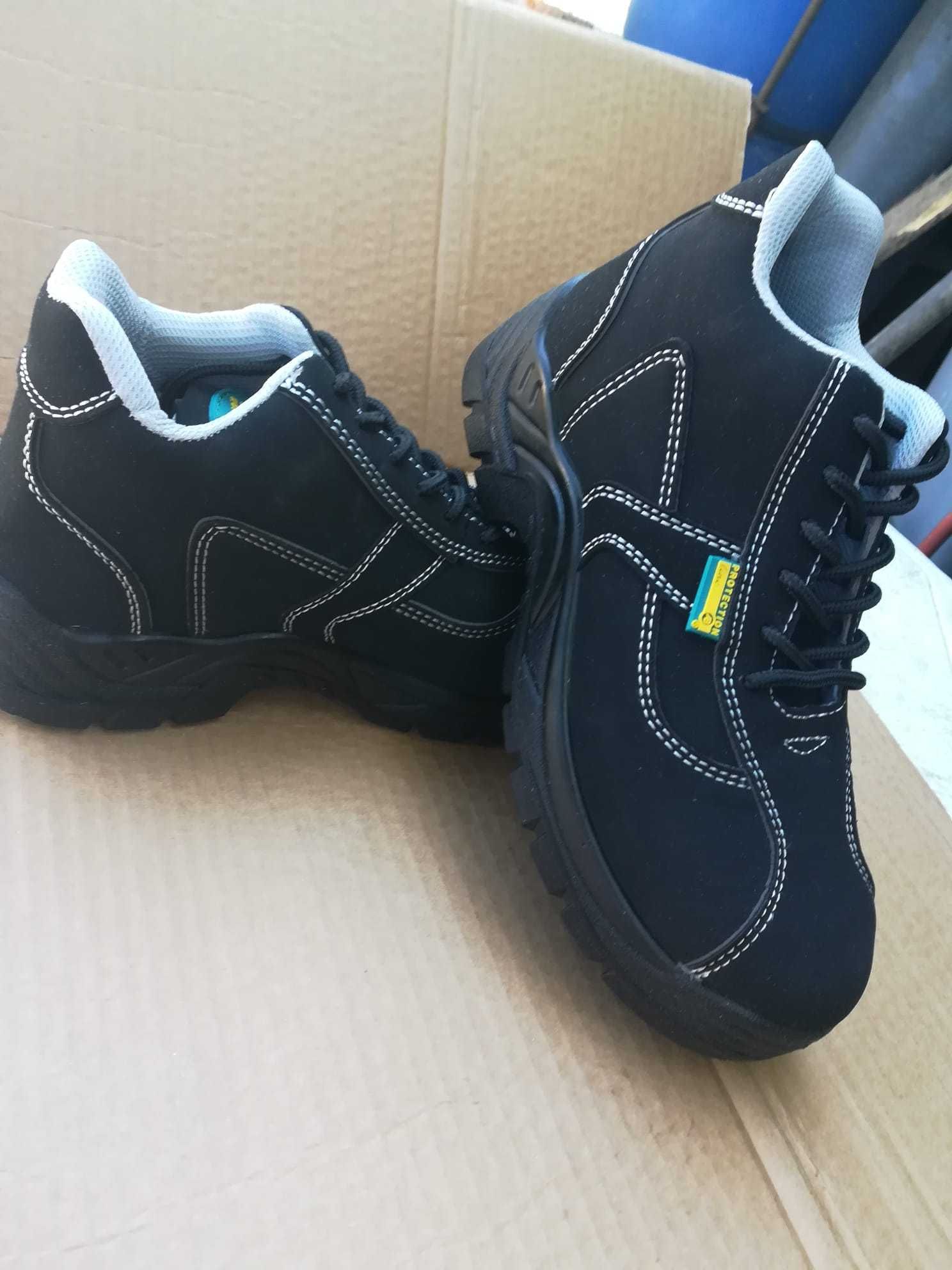 Vendo sapatilhas, sapatos e botas de biqueira de aço ou osso novas