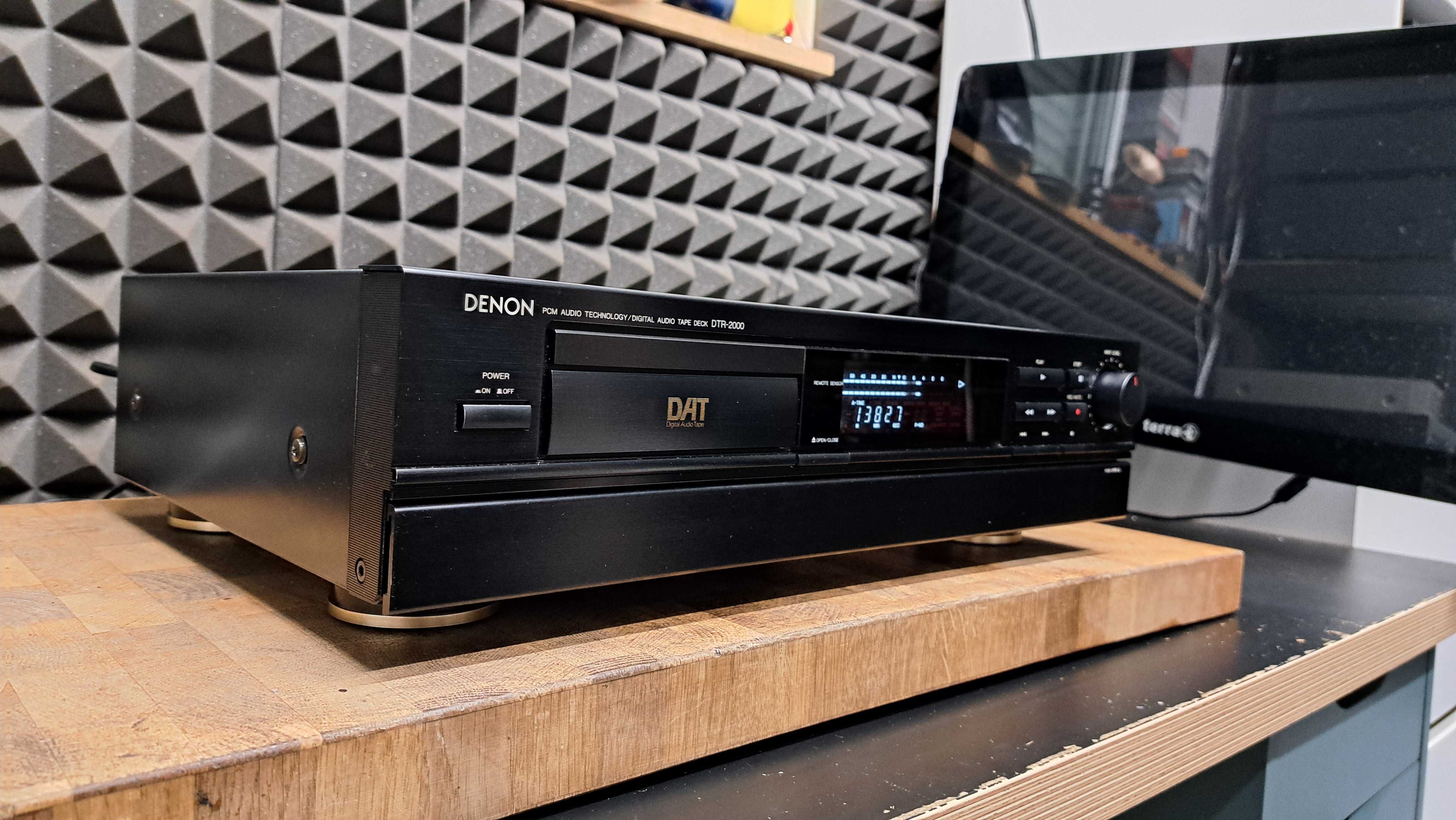 Deck DAT Denon DTR-2000