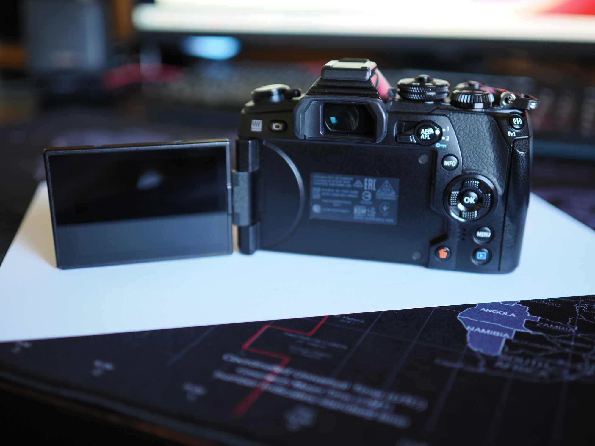 Câmara fotográfica Olympus OM-D E-M1 mark II