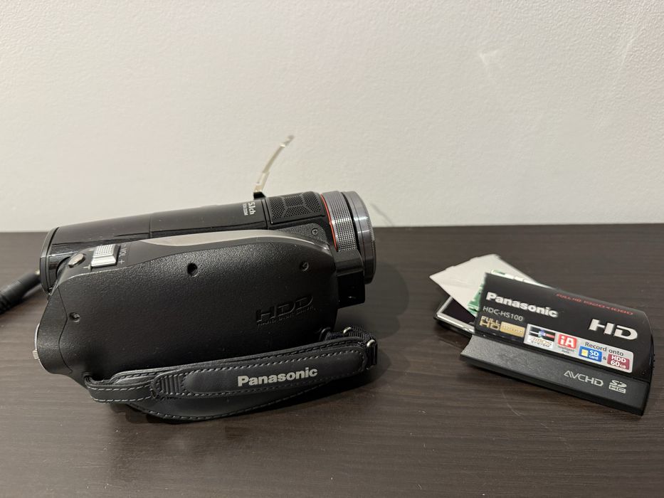 Kamera Panasonic HDC-HS 100