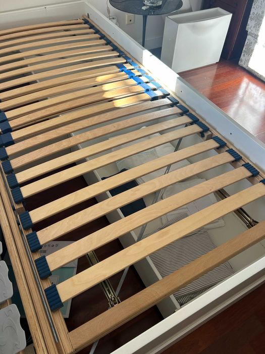 Cama Brimnes de 180x200