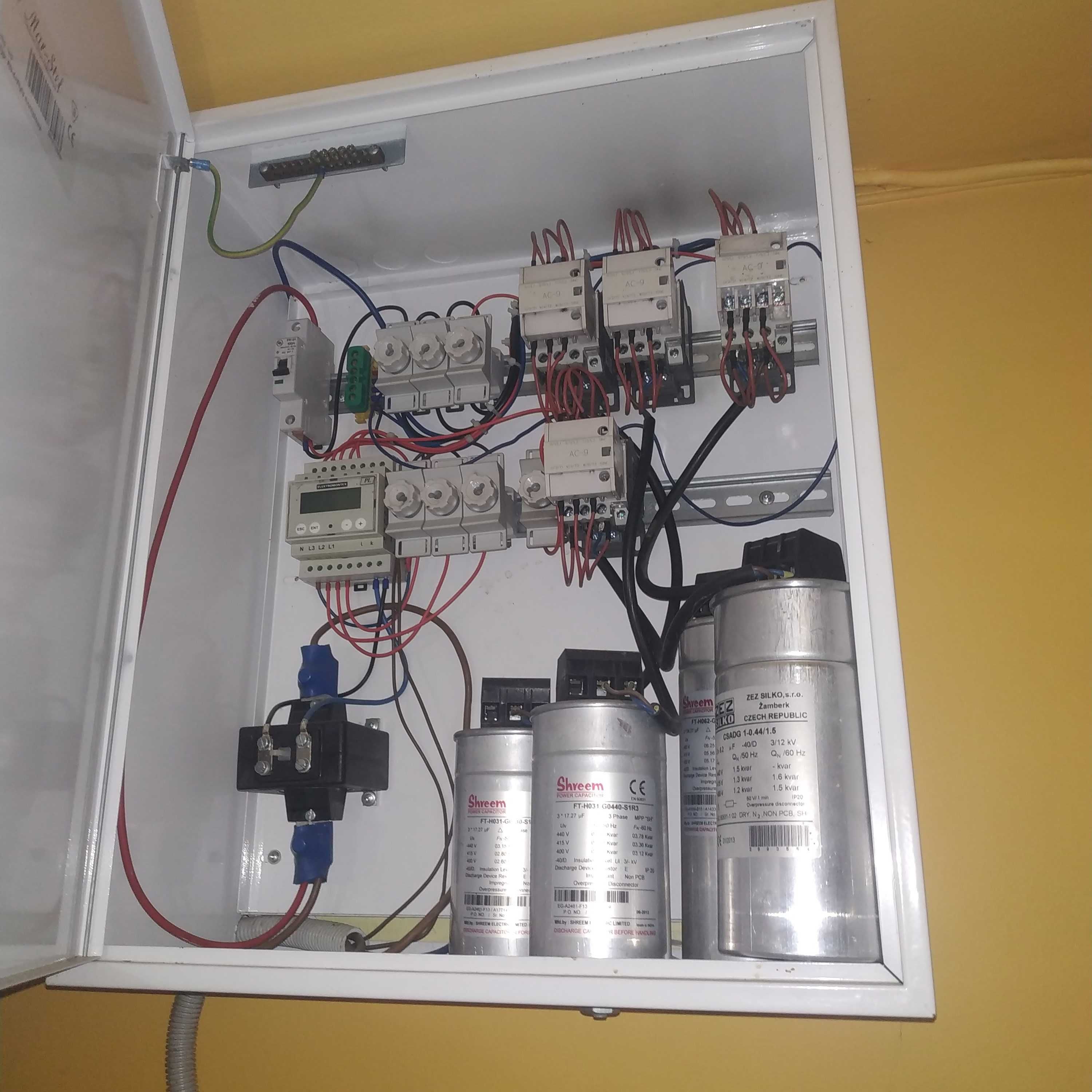 Bateria kondensatorów-kompensacja mocy biernej 14,05 Kvar