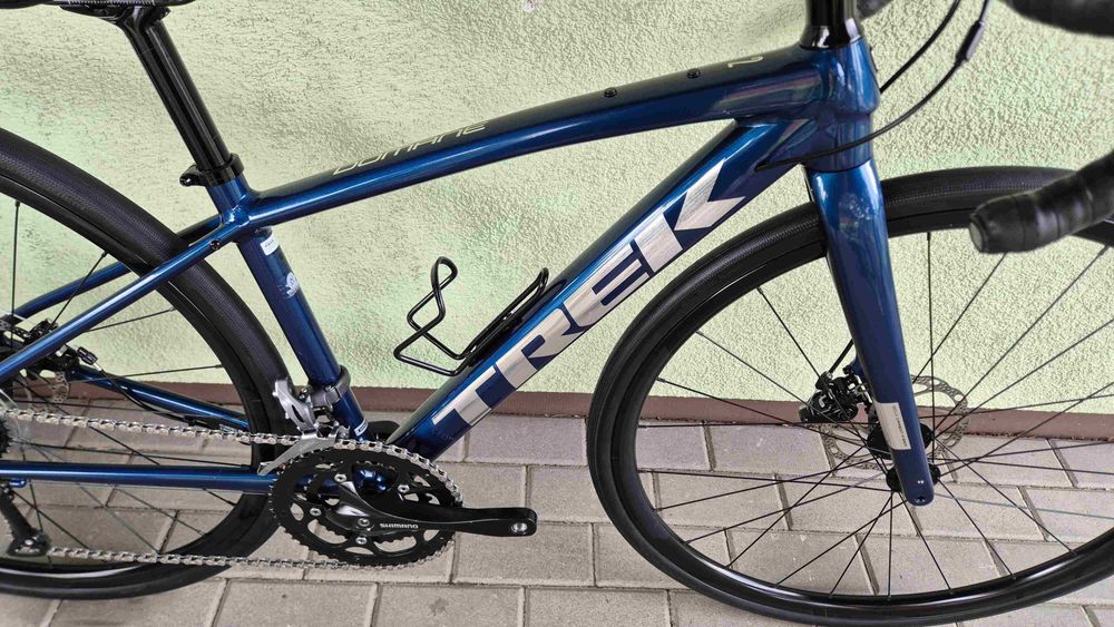 TREK domane r44 AL2 gravel road+ sztywne osie