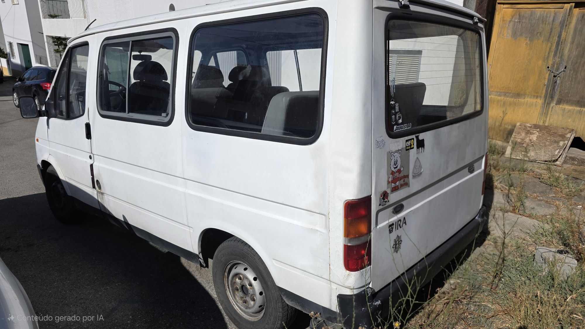 Vende-se Máquina do Tempo de 9 Lugares (Não precisa de plutónio)