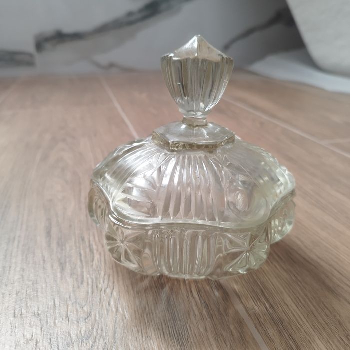 Kryształowa cukiernica PRL