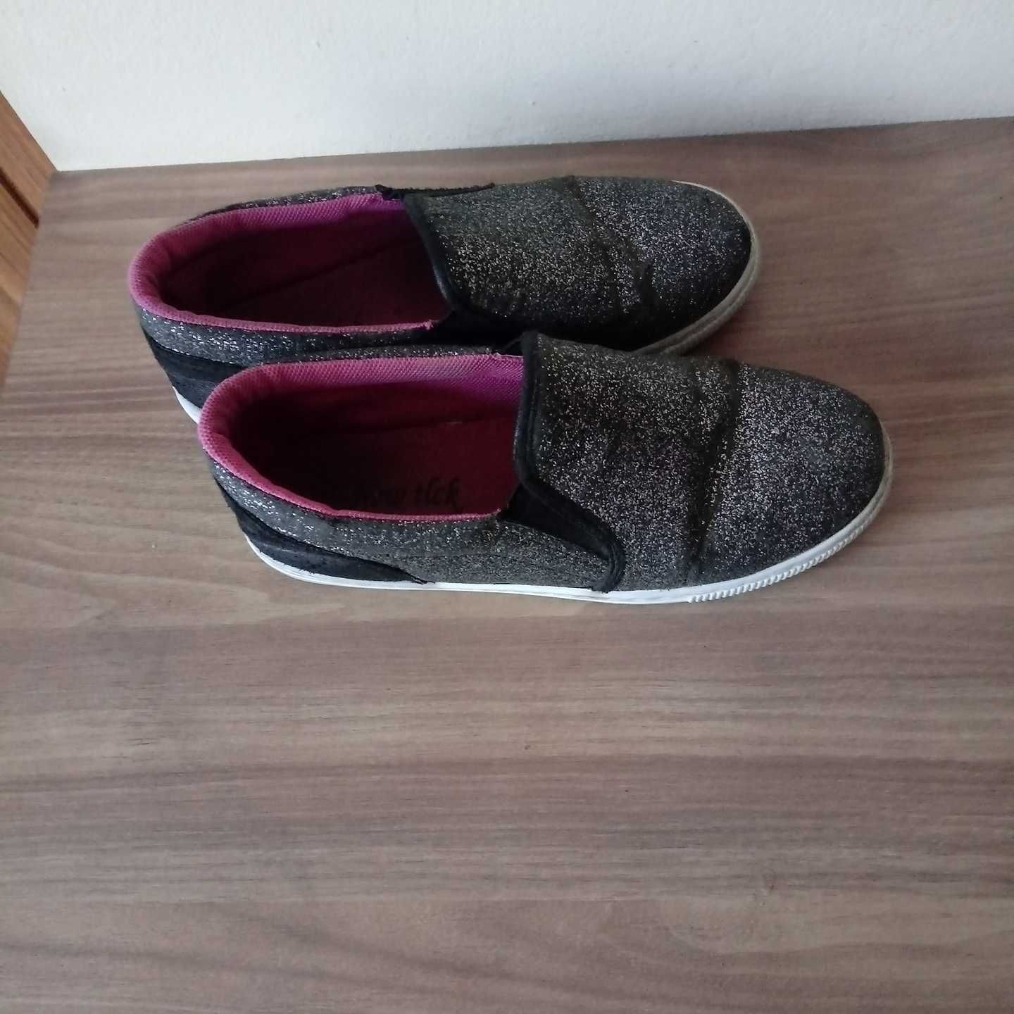 Buty super dla dziewczynki