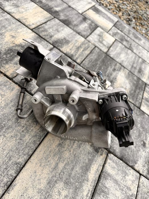 Turbosprężarka  M9T 726