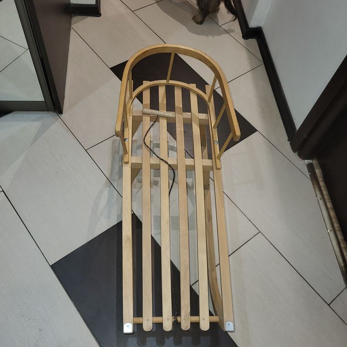 Sanki z oparciem ze śpiworem