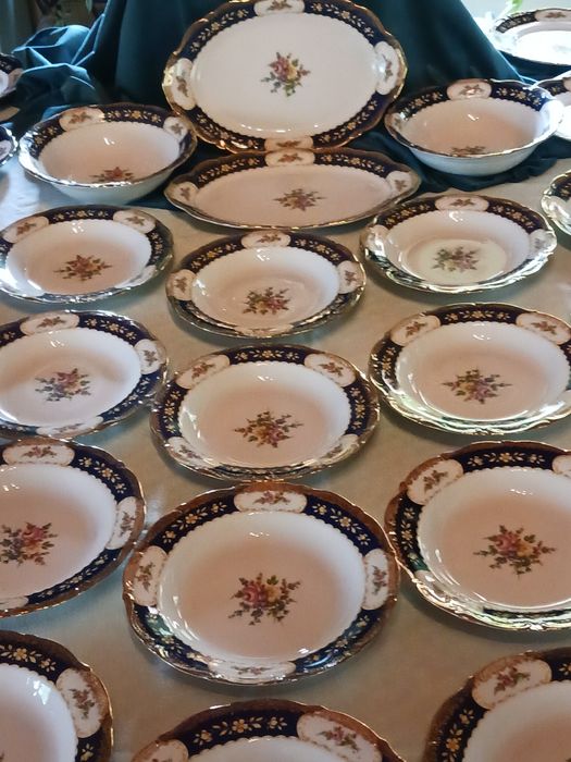 Kobalt kwiaty 12 osob obiad Maria Louise