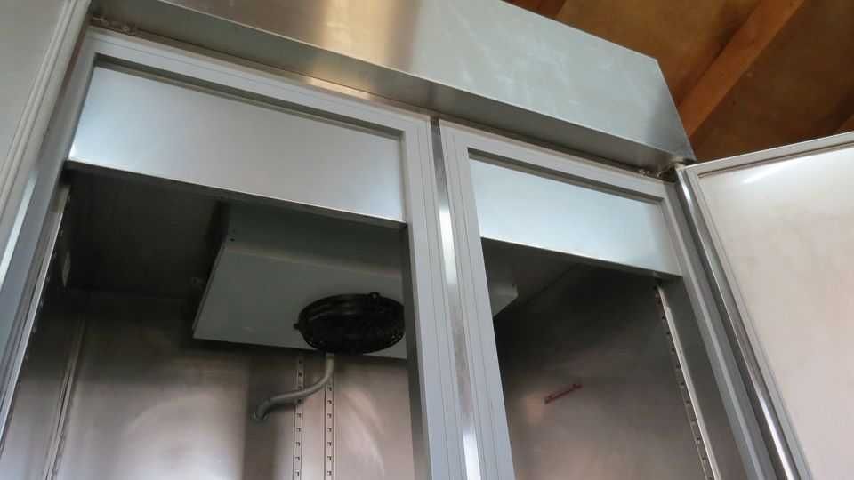 Frigorífico Série 900 AFV-1932 PP de 1800x900x2150 dividido