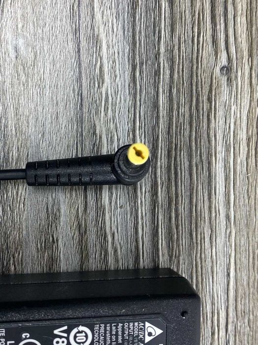 Блок живлення Acer 5.5x1.7 65W (19V 3.42) зарядка ОРИГІНАЛ