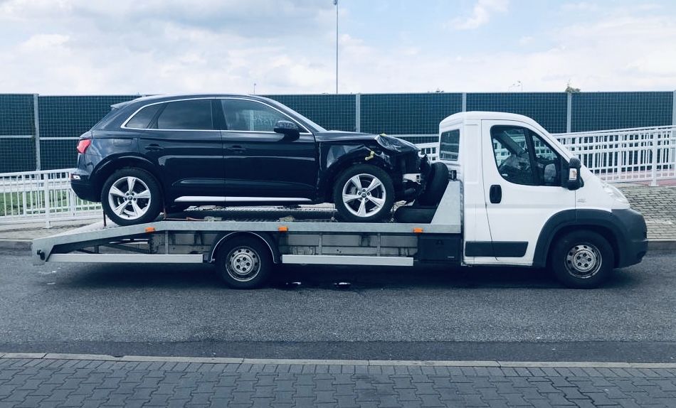 Laweta. Pomoc drogowa. Auto-Holowanie 24h Pruszków Warszawa A2 S8