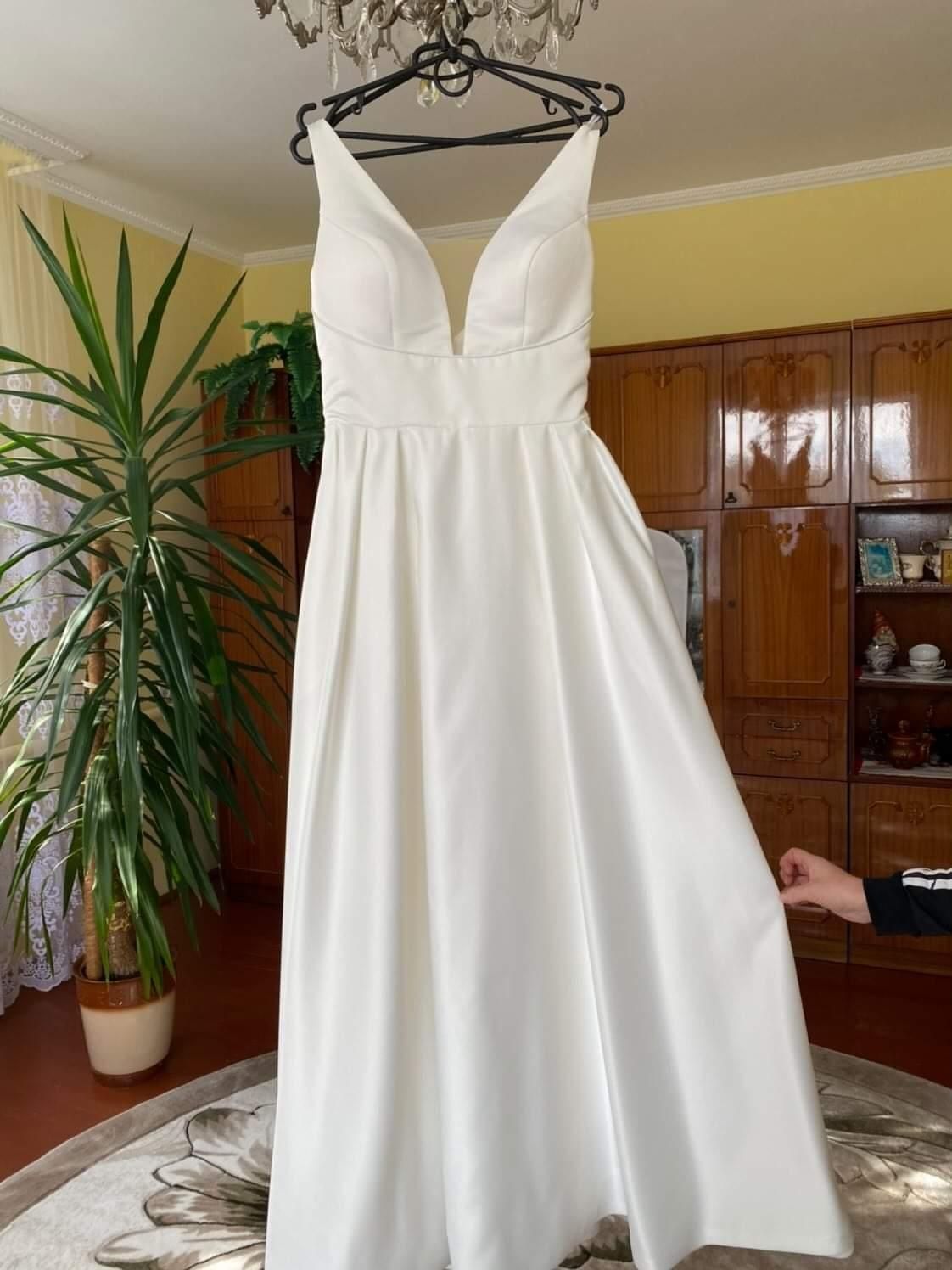 Весільна сукня , Milla Nova.