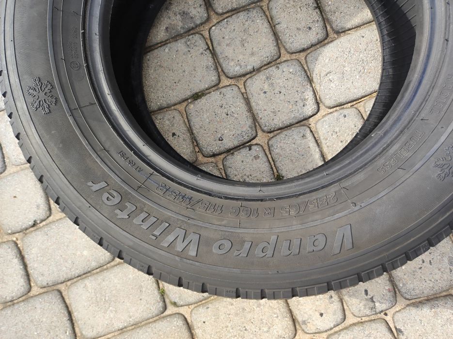 235.65.16c Dwie opony zimowe Kormoran Vanpro Winter