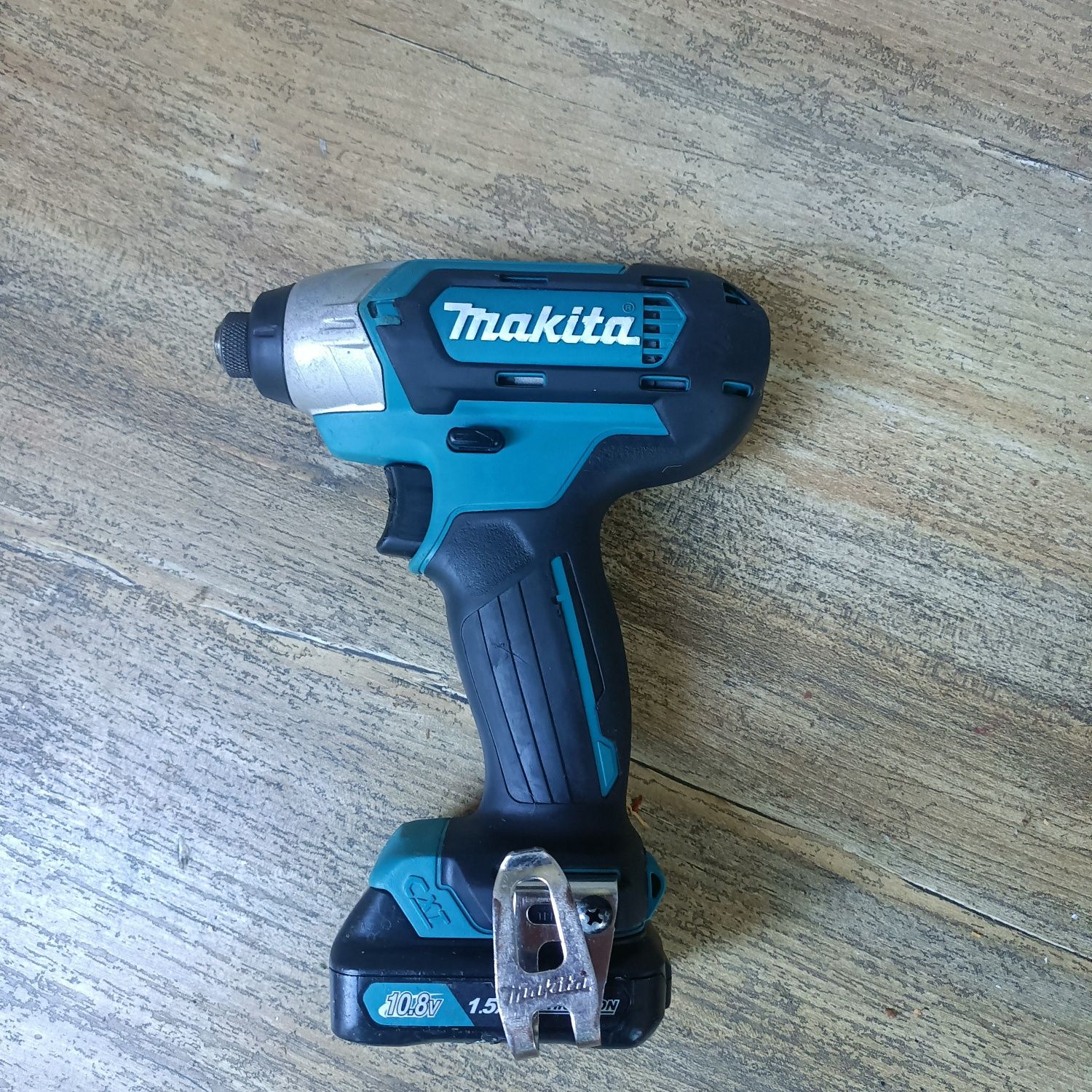 Makita TD 110D Klucz udarowy Impakt Zakrętarka+Bateria  BDB