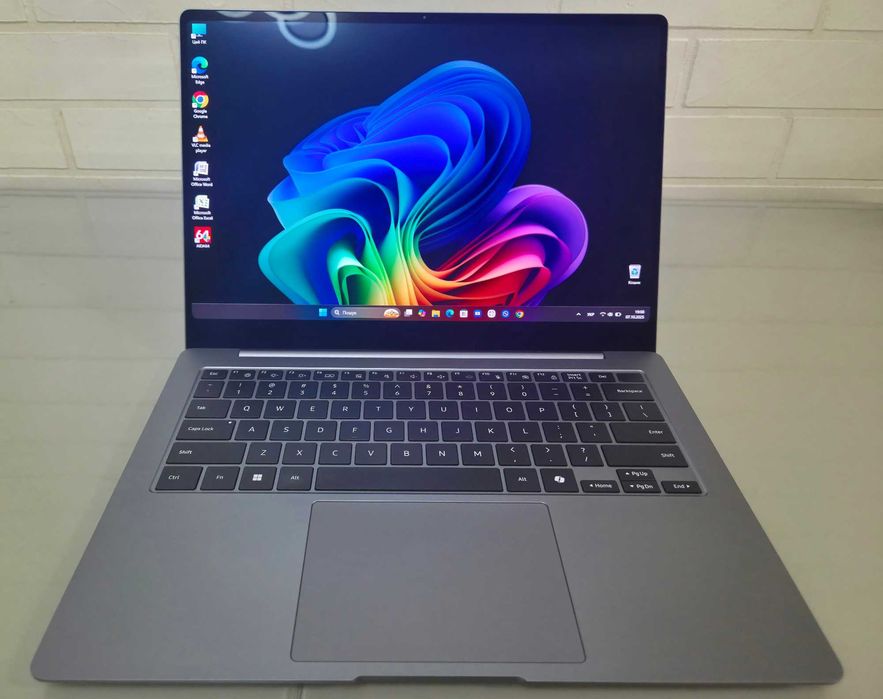 Samsung Galaxy Book5 Pro (14',3K,16GB, i7 Core S2,512 Gb)