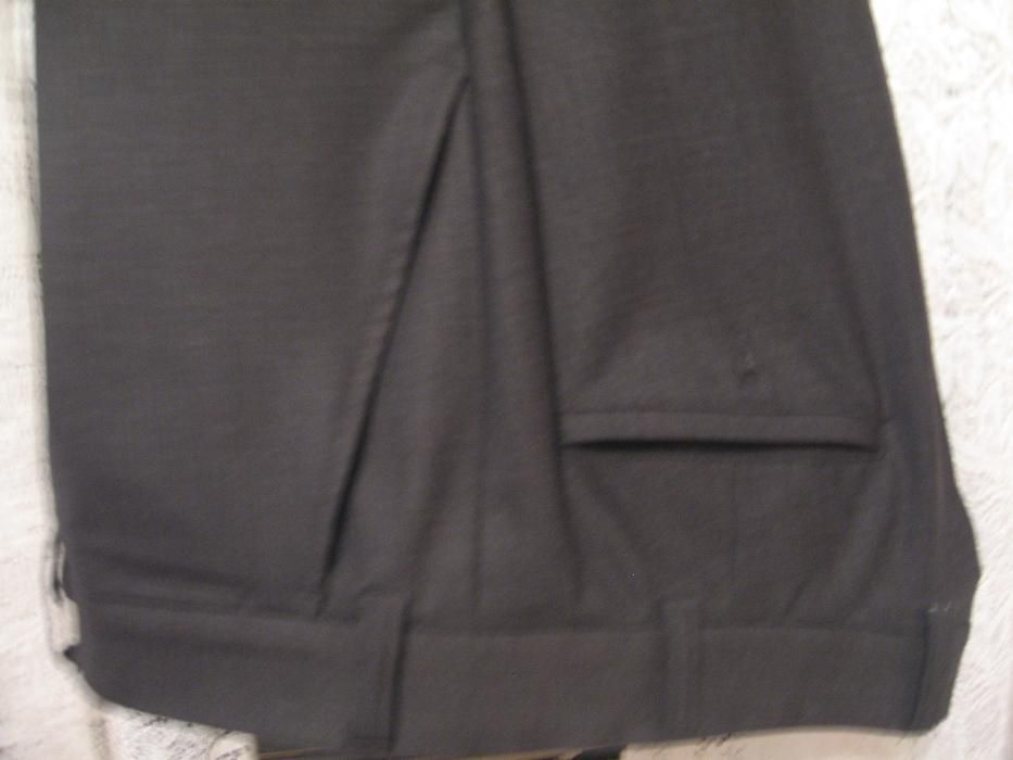 Meskie spodnie do garnituru /eleganckie na kantki