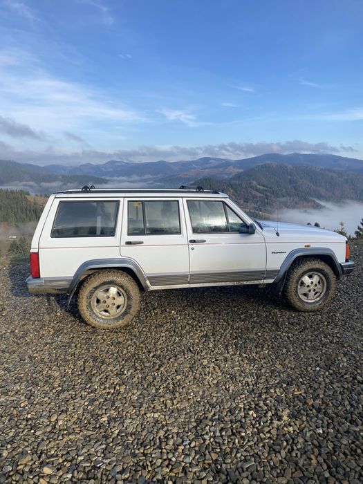 Jeep Cherokee XJ