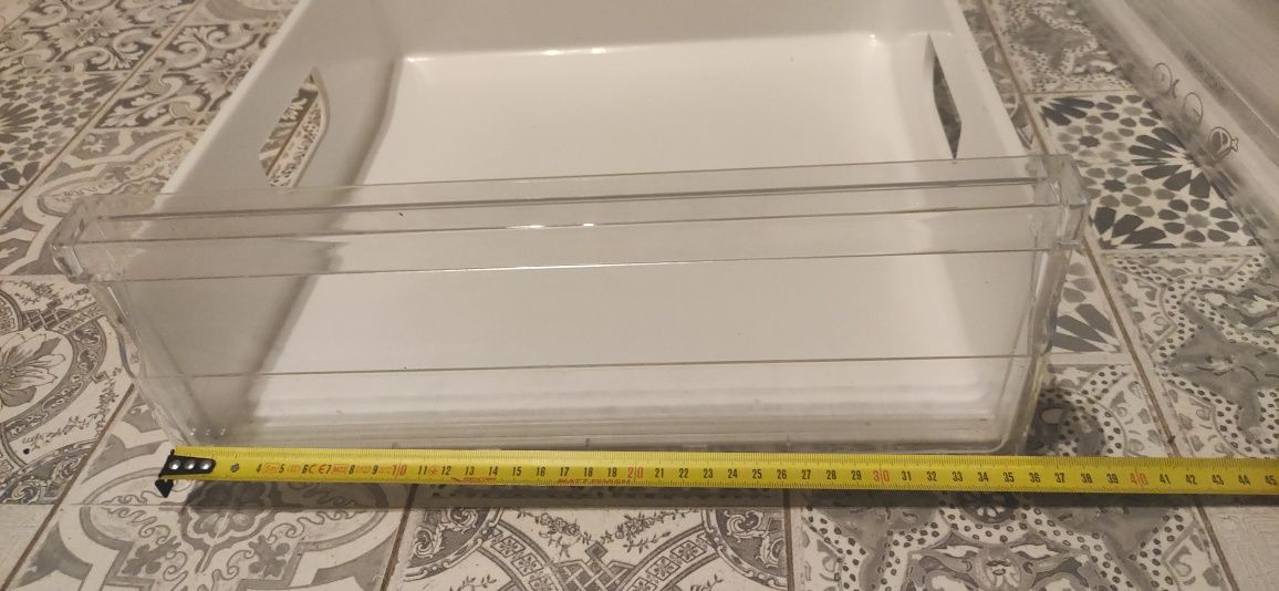 Polki i szuflady do lodówki Candy CKBBF172
