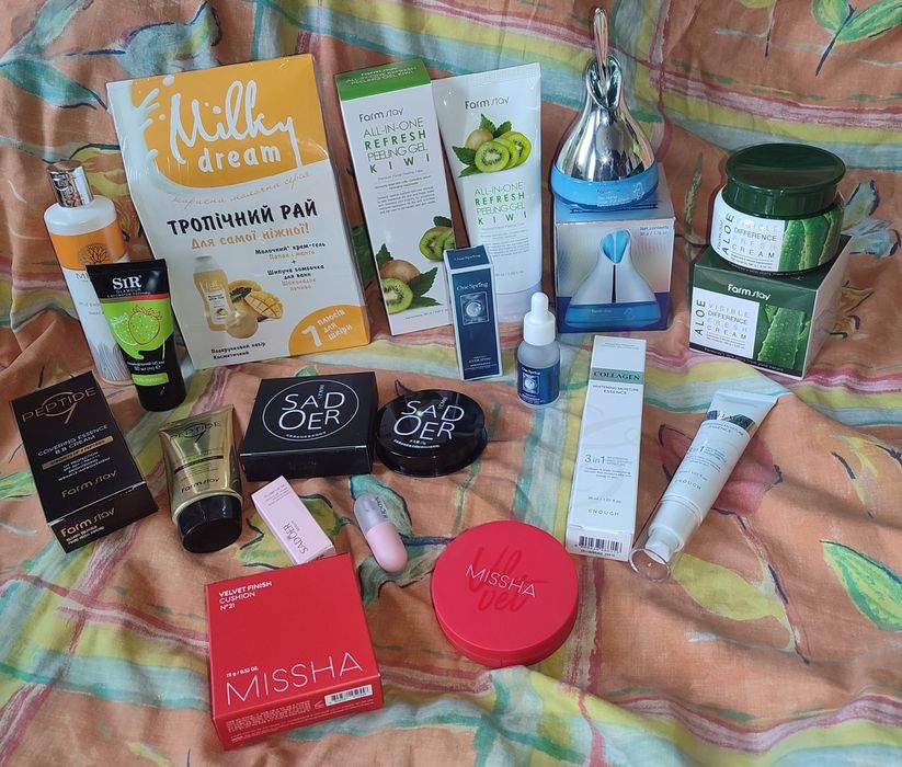 Большим лотом новая косметика