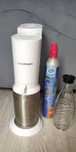 Saturator Soda Stream Crystal + pełny nabój + karafka - Biały