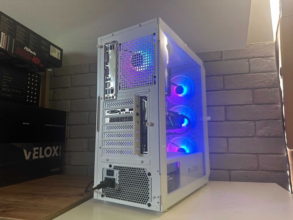 Komputer Gamingowy GTX 1660 Super 16GB RAM Ryzen 5 3600 Biały do Gier