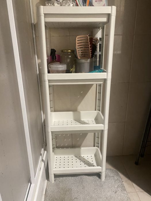 Movel de arrumaçao para casa de banho em muito bom estado de conservaç