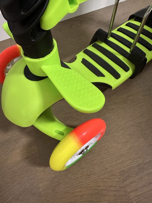 Самокат itrike новий