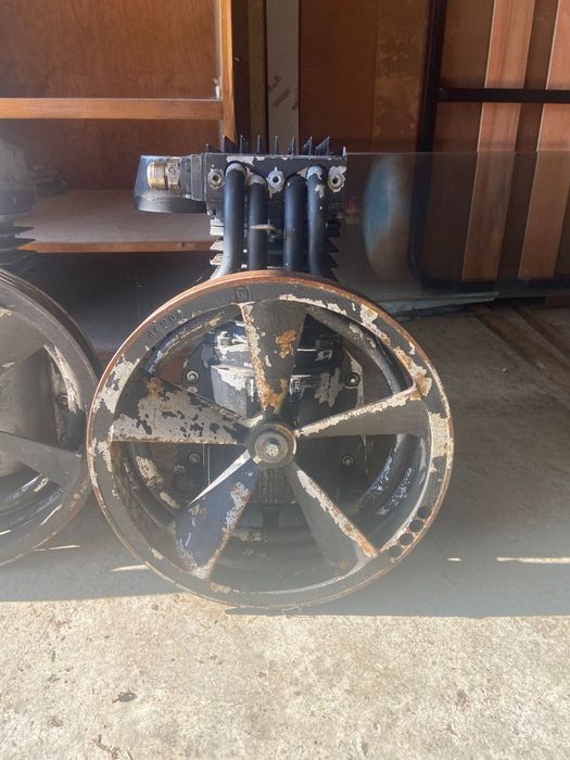 Cabeça de compressor e motores