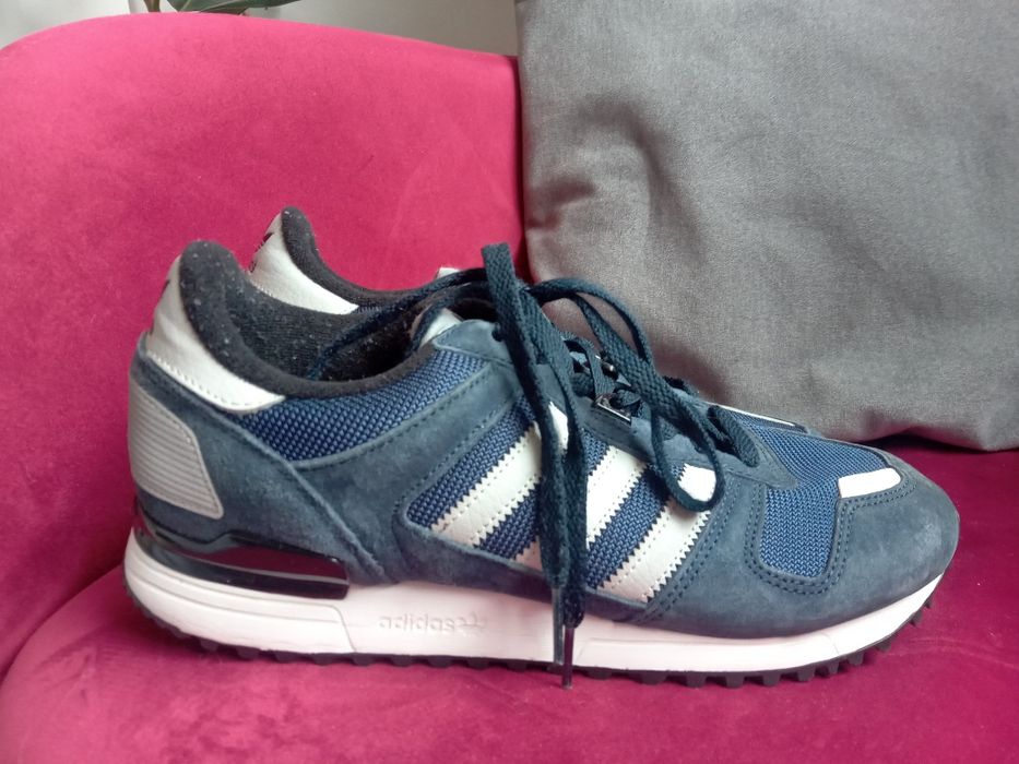 Adidas ZX 700 buty sportowe 42