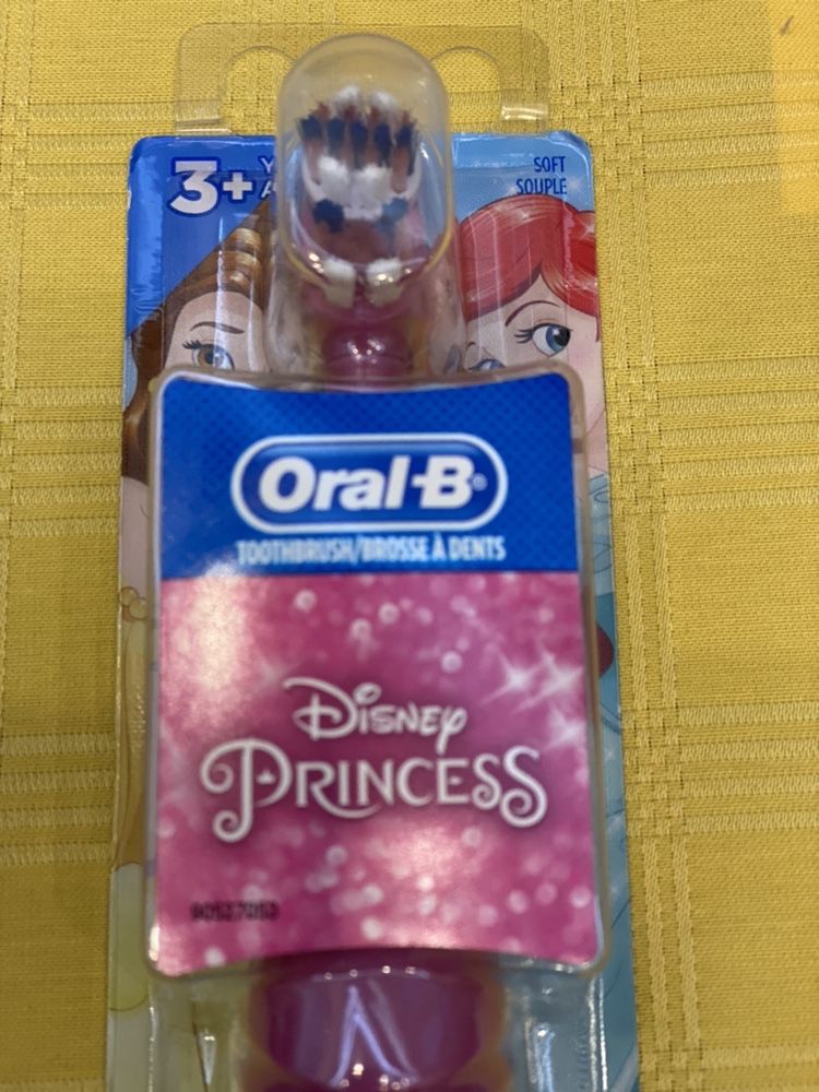Щетка Моана; детская электрическая зубная щетка Oral-B Kids