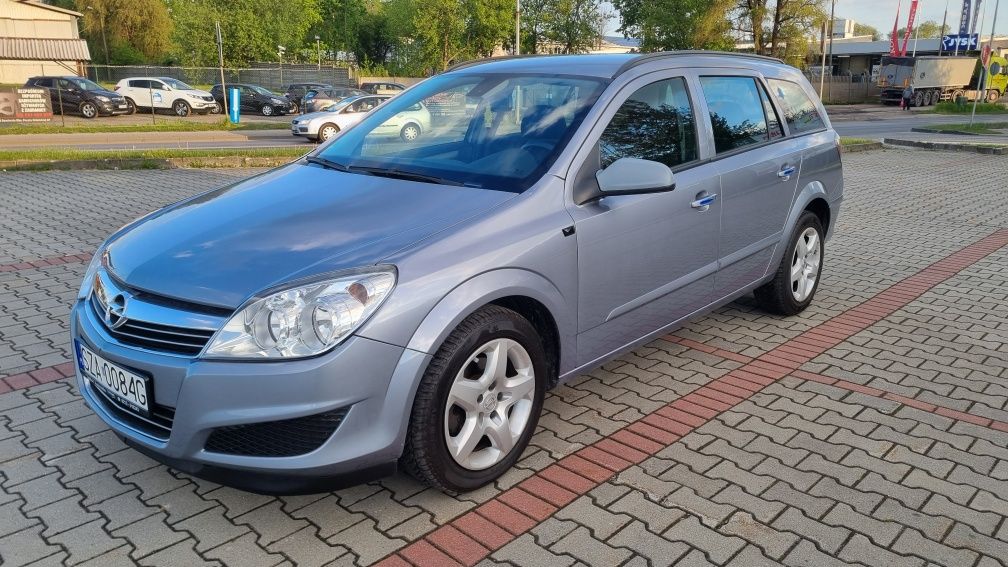 Opel Astra H 1.6 Benzyna 2007 rok