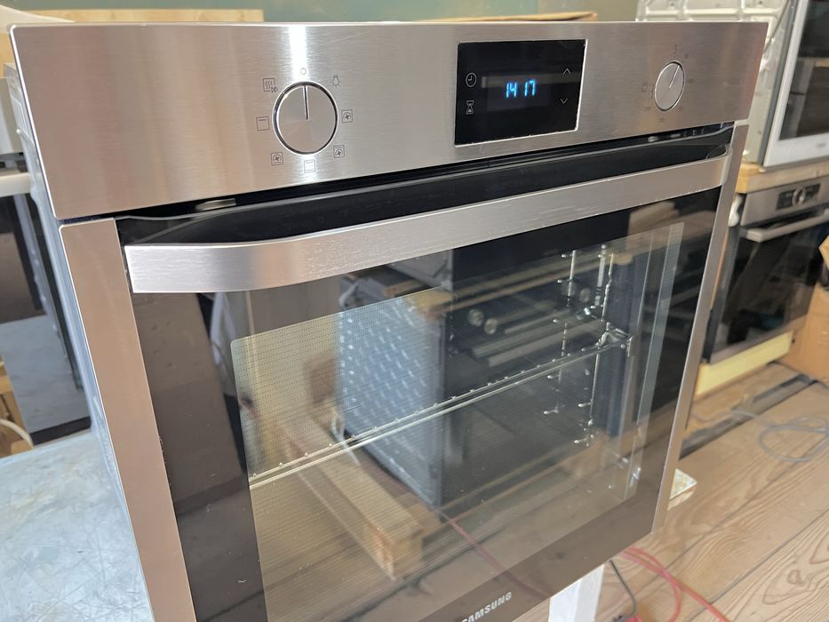 Духовка духовка Samsung (Малайзія)