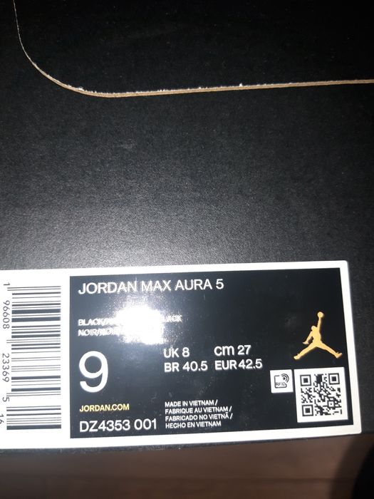 Нові кросівки чоловічі Air Jordan Max Aura 5