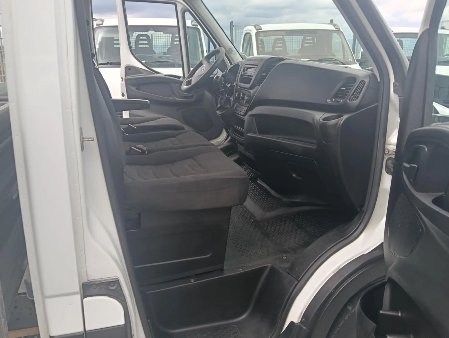Iveco 35C13, 35C12, 35C14, 35C15  Wywrotka nowa 3 stronna, kipper, skrzynia, dł. 3,60, 2015r. Klima