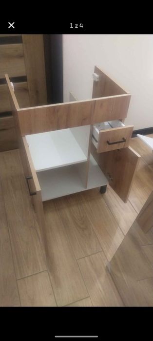 Szafka łazienkowa z lustrem i umywalką Nowa nie używana